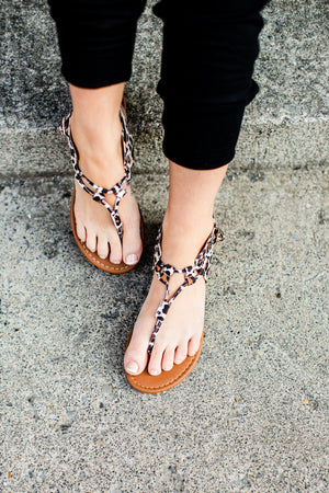 
            
                Load image into Gallery viewer, Mimi Leopard Sandal
            
        