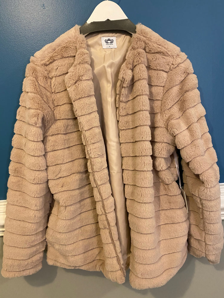 
            
                Load image into Gallery viewer, Tan Faux Rabbit Jacket
            
        
