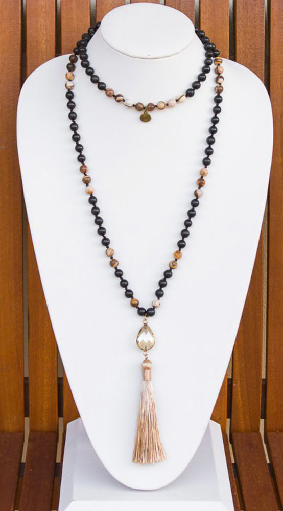 
            
                Load image into Gallery viewer, Onyx Tama Necklace
            
        