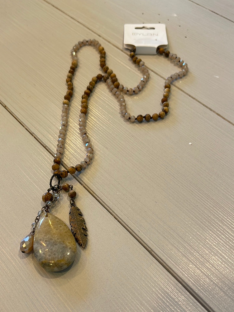 
            
                Load image into Gallery viewer, Long Beaded Necklace w/stone and feather
            
        