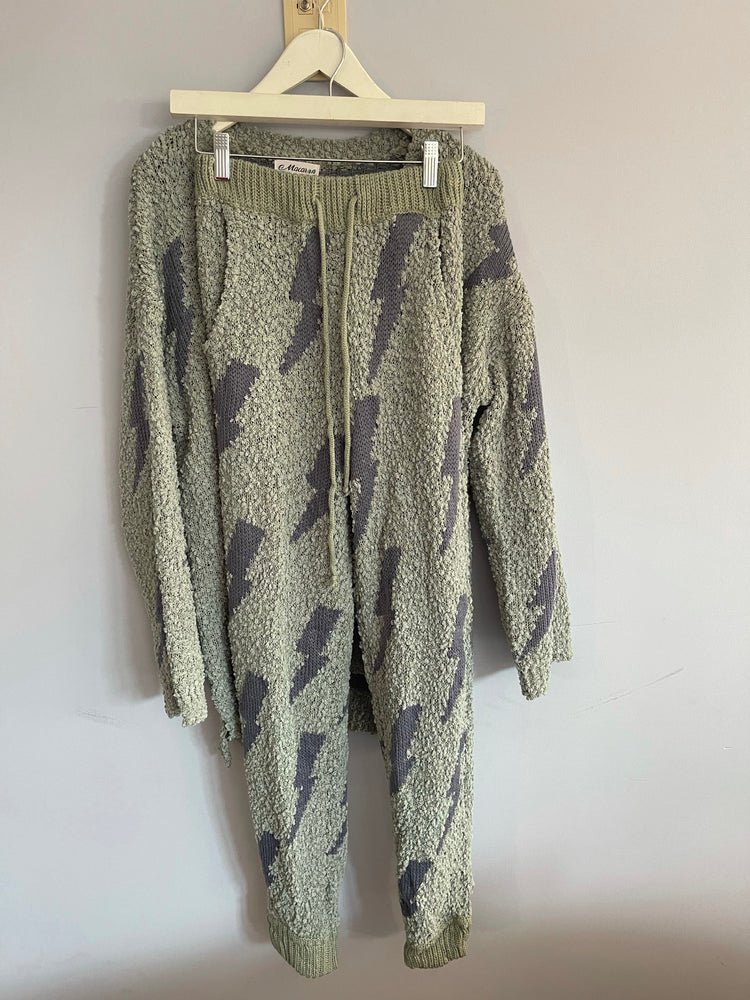 
            
                Load image into Gallery viewer, Sage Soft Popcorn Sweater and Pants
            
        