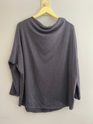
            
                Load image into Gallery viewer, Navy Long Sleeve Tunic Top
            
        
